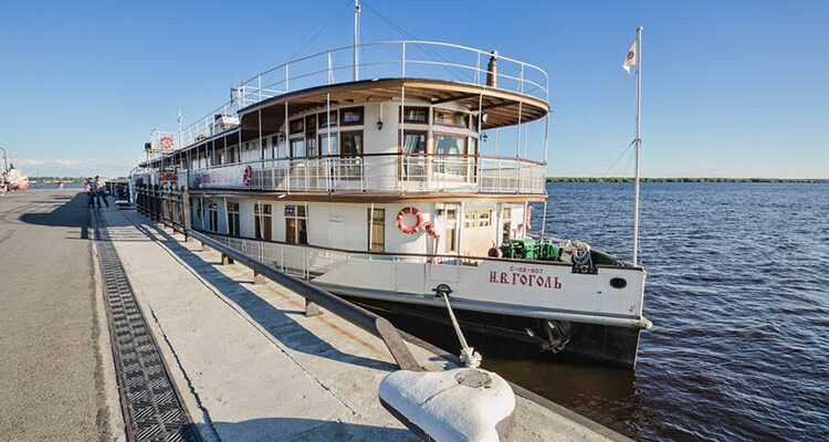 Пароход на Северной Двине, Архангельск