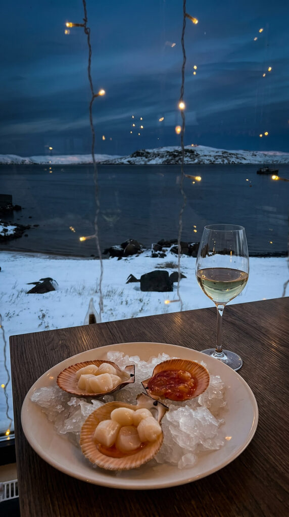 Полярный кит, Териберка
